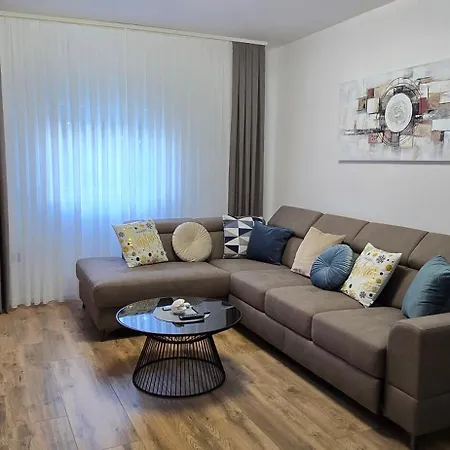 Ferienhaus Luxe *