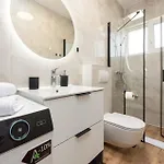 Luxe * Posedarje